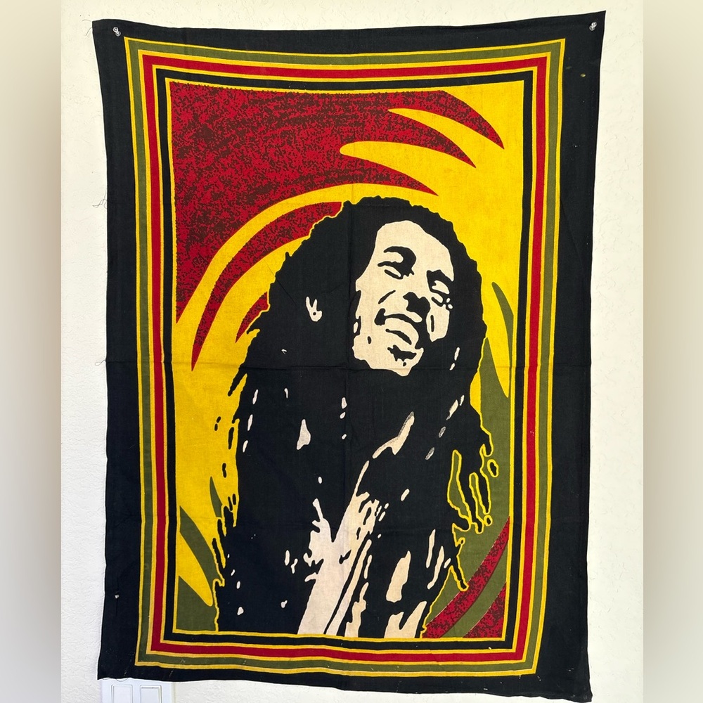 Smiling face Bob Marley Tapestry